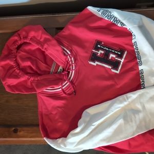 NWOT Tommy Hilfiger Cropped shirt